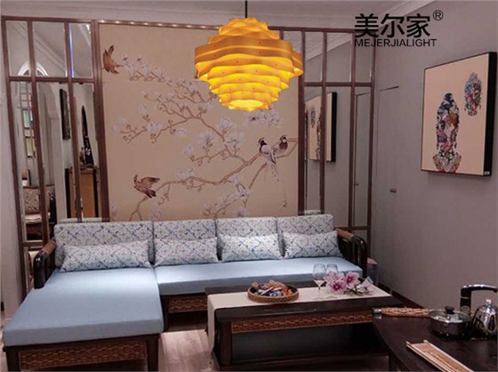 美爾家木皮藝吊燈場(chǎng)景圖1