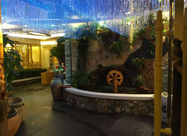 椰鳳之戀餐館使用美爾家竹藝吊燈