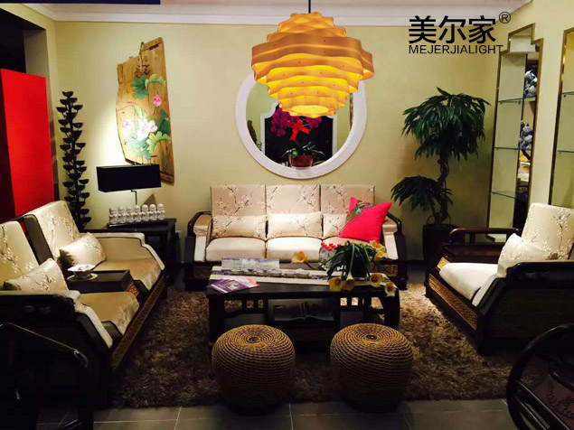 美爾家木皮藝吊燈場(chǎng)景圖0