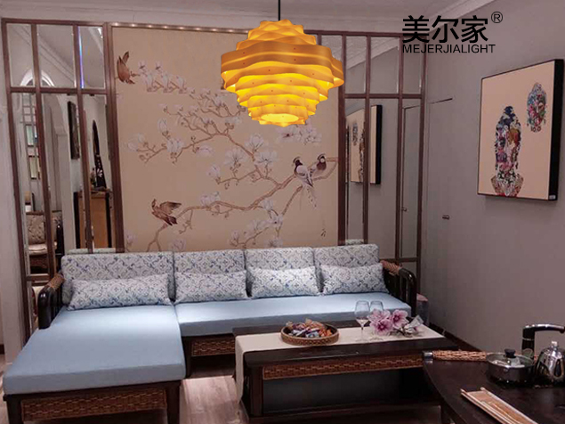 美爾家木皮藝吊燈場(chǎng)景圖1
